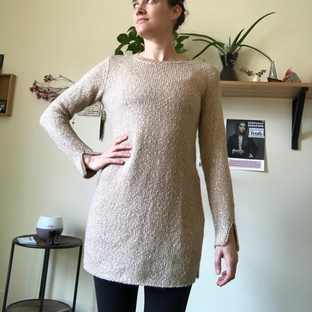 GAP sweater